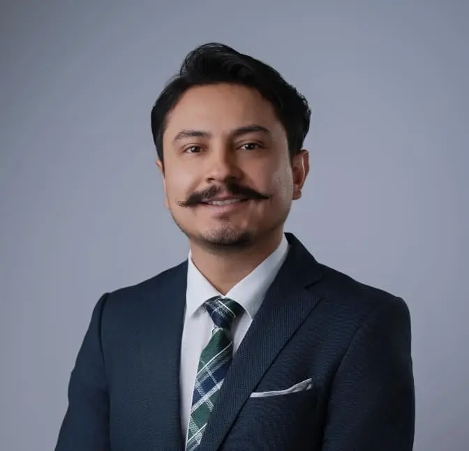 Dr. Raymundo Moisés González Ávalos, urólogo certificado en CDMX